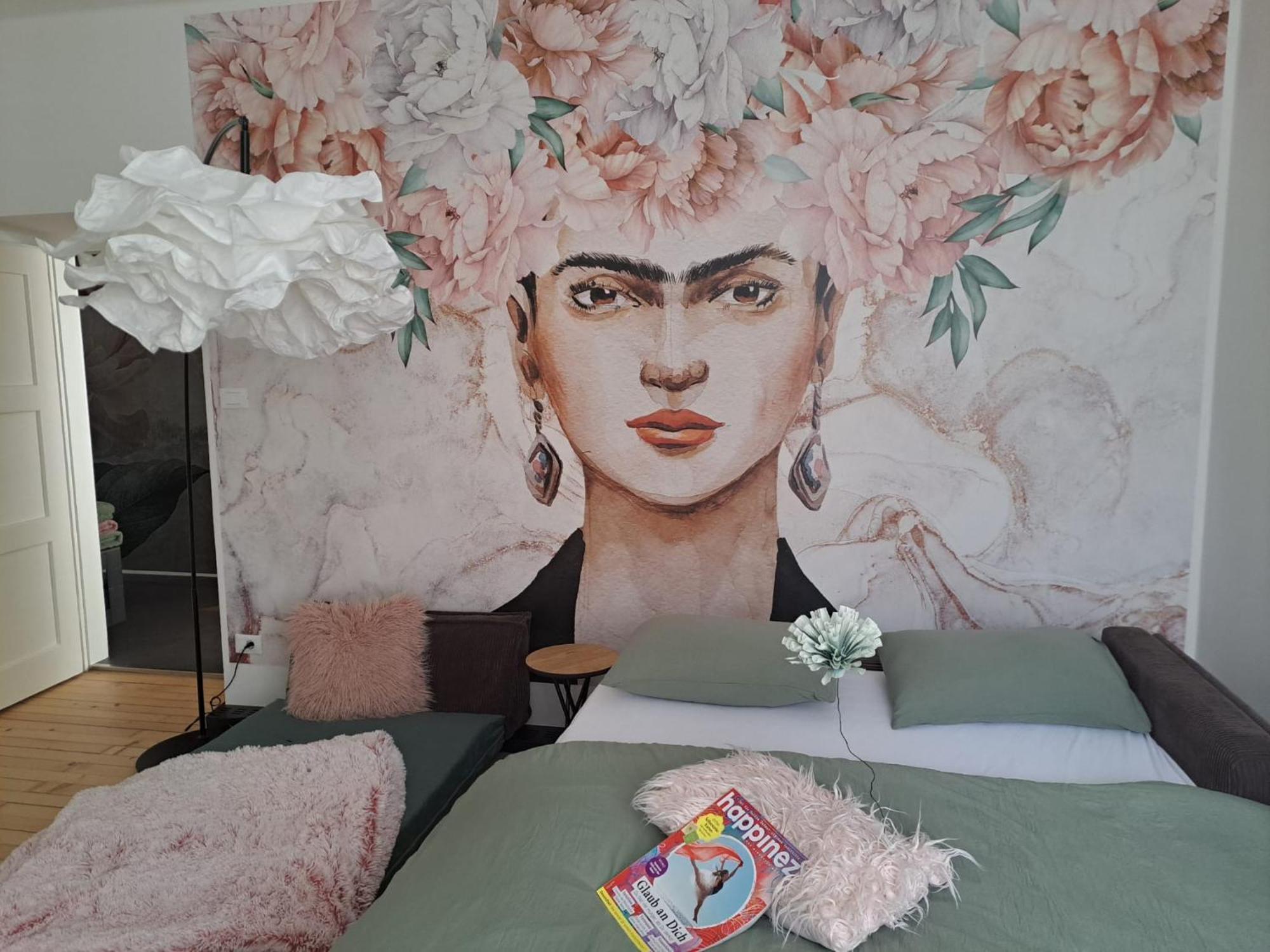 Wildflower In Privatvilla Im Herzen Merans Appartamento