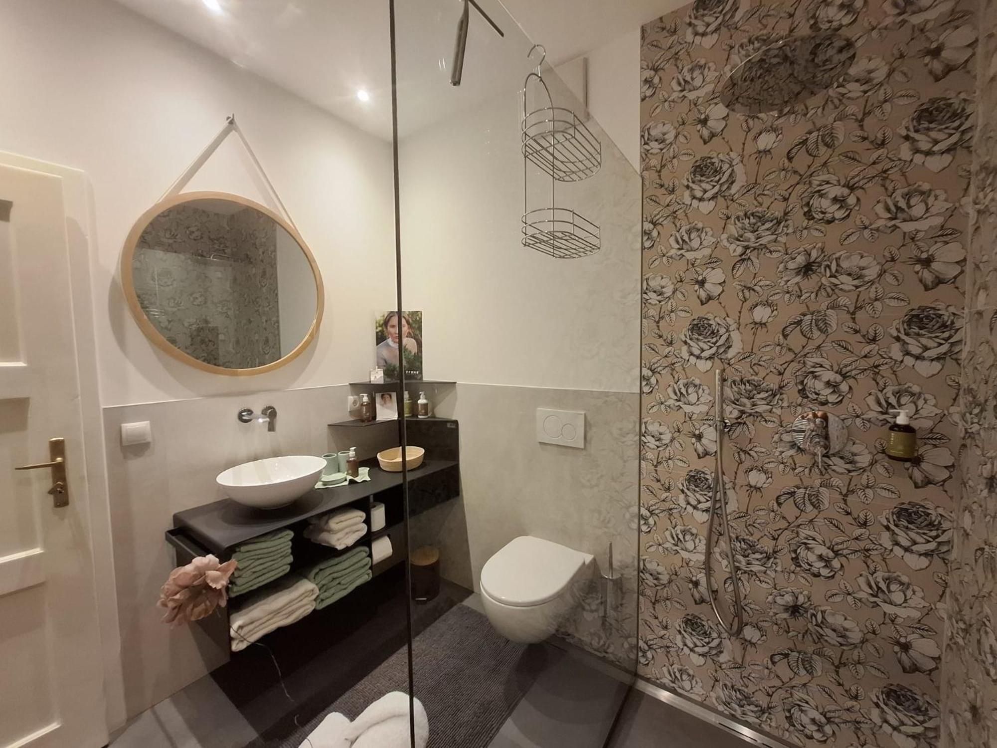 Wildflower In Privatvilla Im Herzen Merans Appartamento *